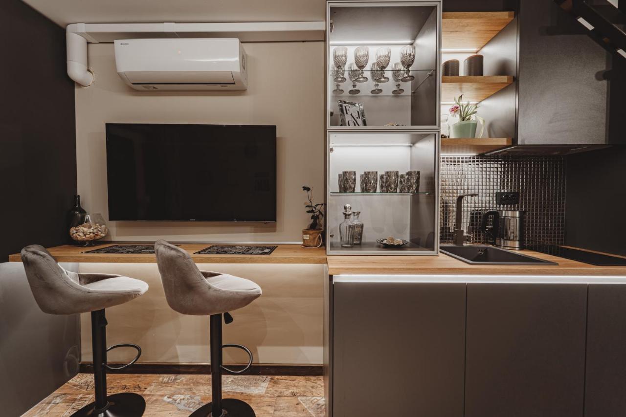 Sunset Apartment ポモリエ エクステリア 写真