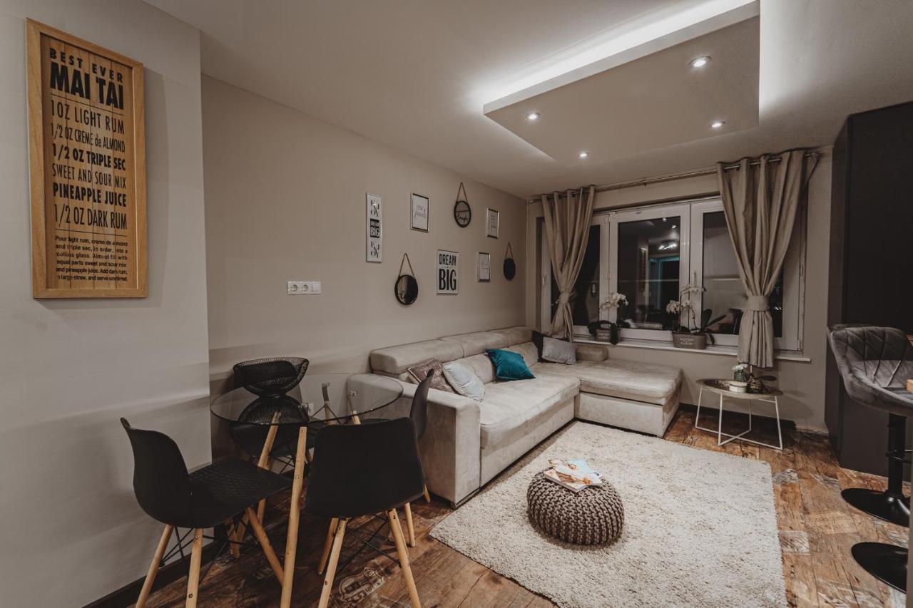 Sunset Apartment ポモリエ エクステリア 写真